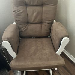 Glider Rocking Chair 