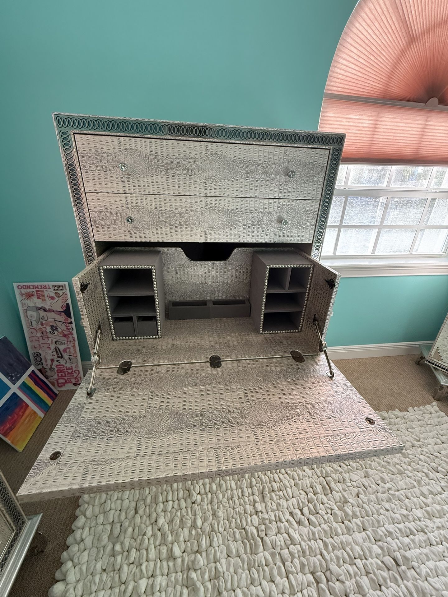 Michael Amini & Jane Seymour Mirrored Chest of Drawers