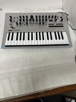 Korg Minilogue Polyphonic Analog Synthesizer 120EX-00   (44519)