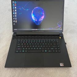 Alienware M17 Gaming Laptop