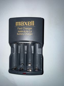 Maxell Fast Charger NiMH Ni-Cd Battery Charger