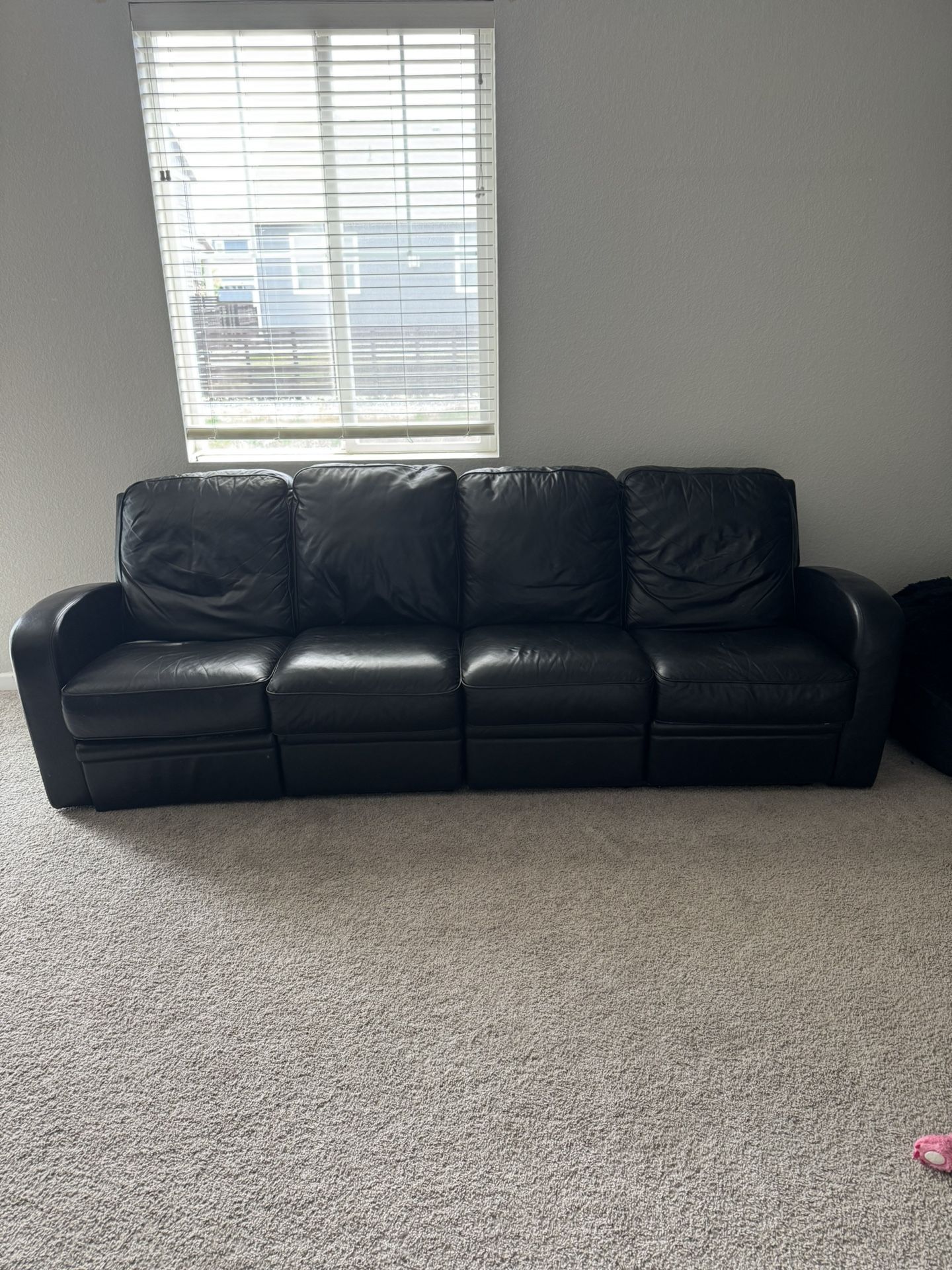 Leather Reclinerr Couch