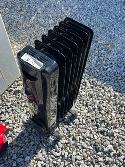 Black Oil-Filled Electric Space Heater