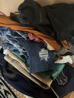 Women’s, Girls, Boys, & Men’s Clothing Bundle $60