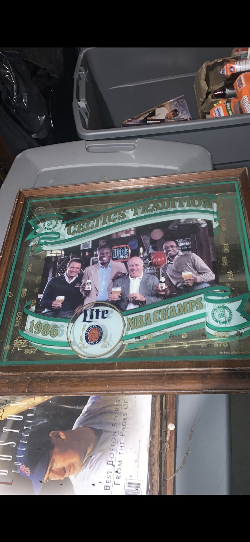 1986 Championship, Miller Light 3-D Mirror