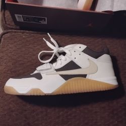 Travis Scott x Jumpman Jack x Nike Size 10