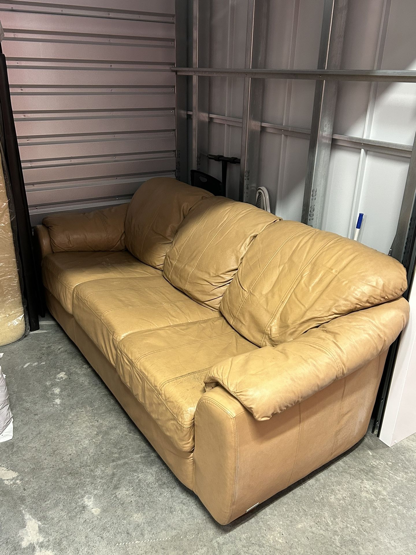Tan Leather 3 Piece Couch Set.