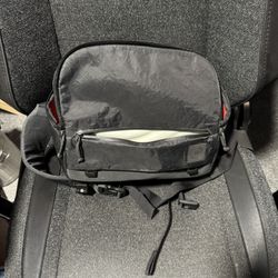 Moment Rugged Camera Sling 10L