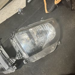 Tundra Headlights