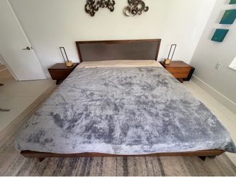 King bed ,2 nightstands , mattress