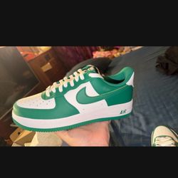 Brand knew With Box Nikes 