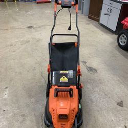 Black And Decker 17' Corded Lawn Mower