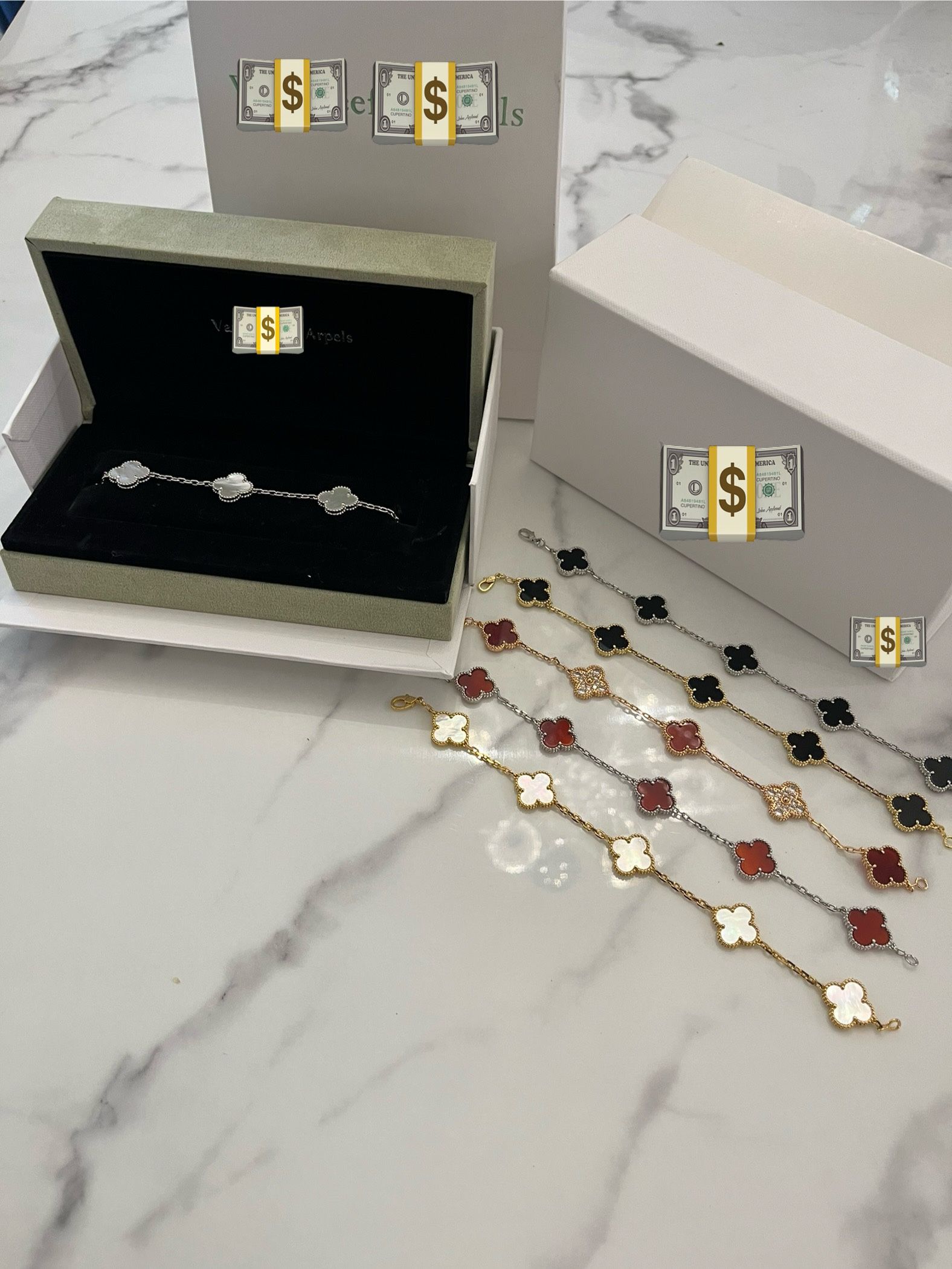Luxury Bracelet-Gold Plated