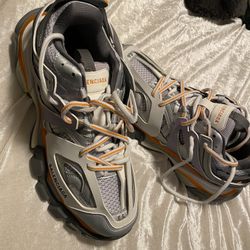 Balenciaga Track