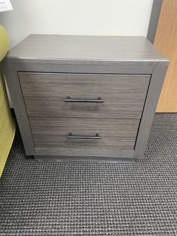 Dorian Nightstand