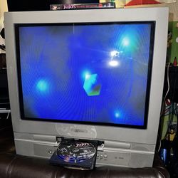SV2000 WV2OD5 Flat Screen 20" CRT TV DVD Player Retro Gaming Front AV Inputs W/ Remote