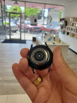Samsung - Galaxy Watch 5 40mm BT R900 (Pre-Owned) Fair Graphite