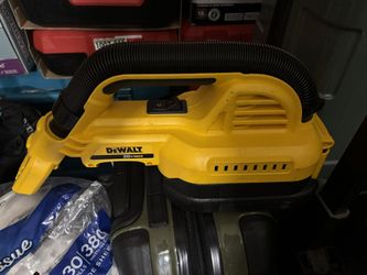 Dewalt vacuum cordless 20 V