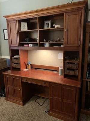 New And Used Desk With Hutch For Sale In Seattle Wa Offerup