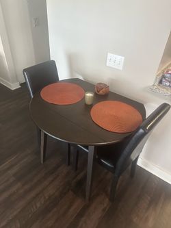 Round Drop Leaf Dining Table (Dark brown)
