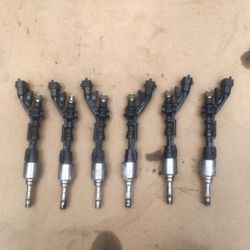 Fuel injectors