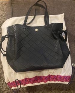 Black Hand Bag