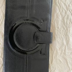 Ferragamo Leather/Patent signature wallet Like New Authentivc