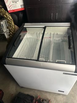 Maxx cool freezer/refrigerater