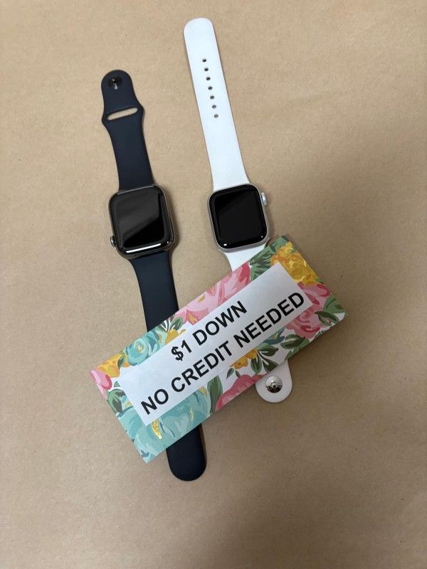 Apple Watch Series 5 - Only $1 Today Pay The Rest Later!