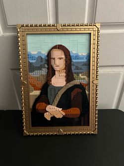Mona Lisa Lego Built