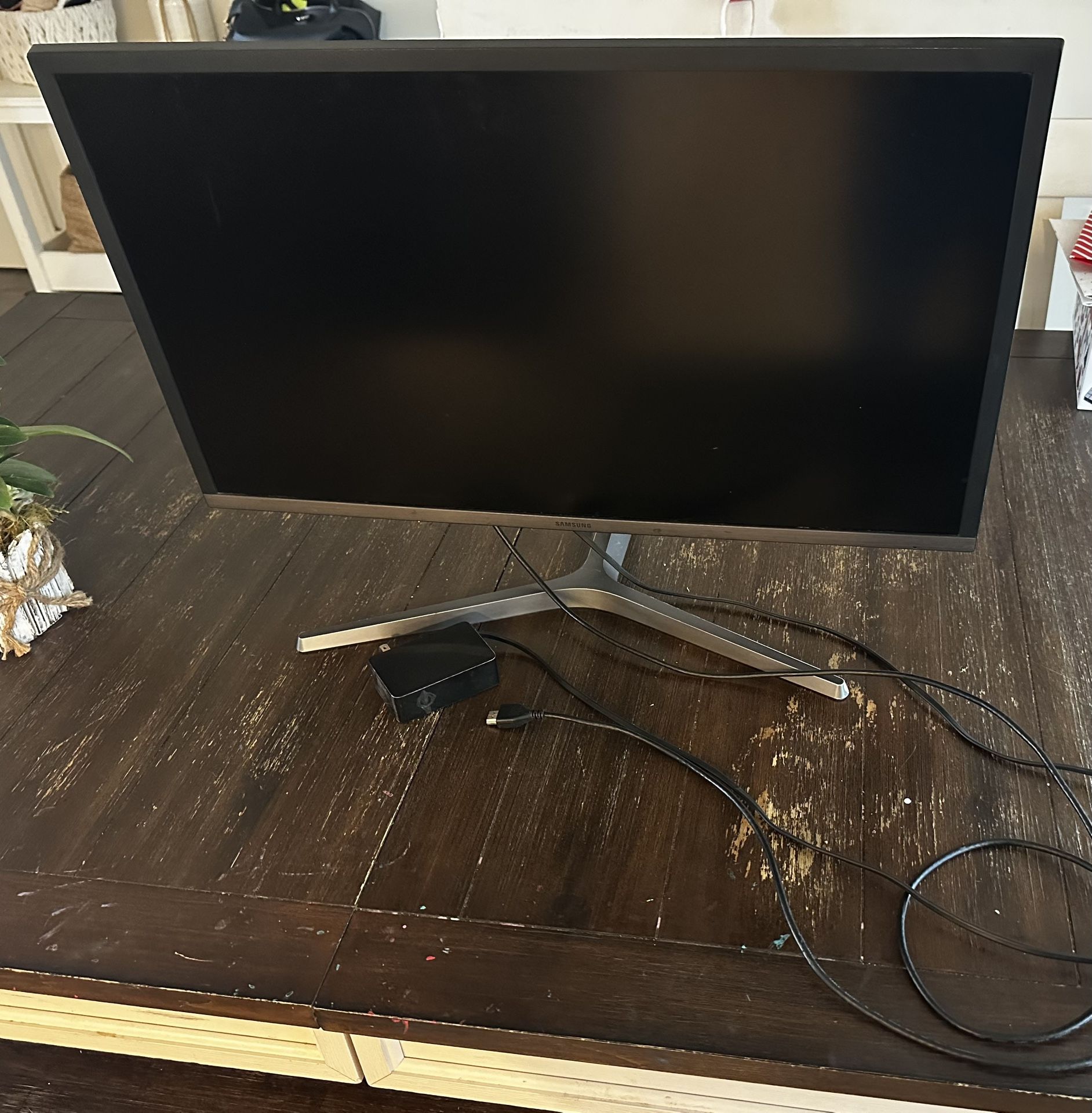 28inch Samsung Computer Monitor 