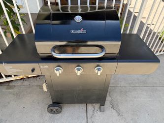 Gas grill
