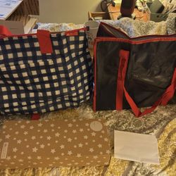 California Innovations:   Insulated Market Satchel & Super Shopper Bag (2 Piece Gift Set With Gift Box)