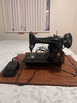 Sewing machine / maquinas de cocer