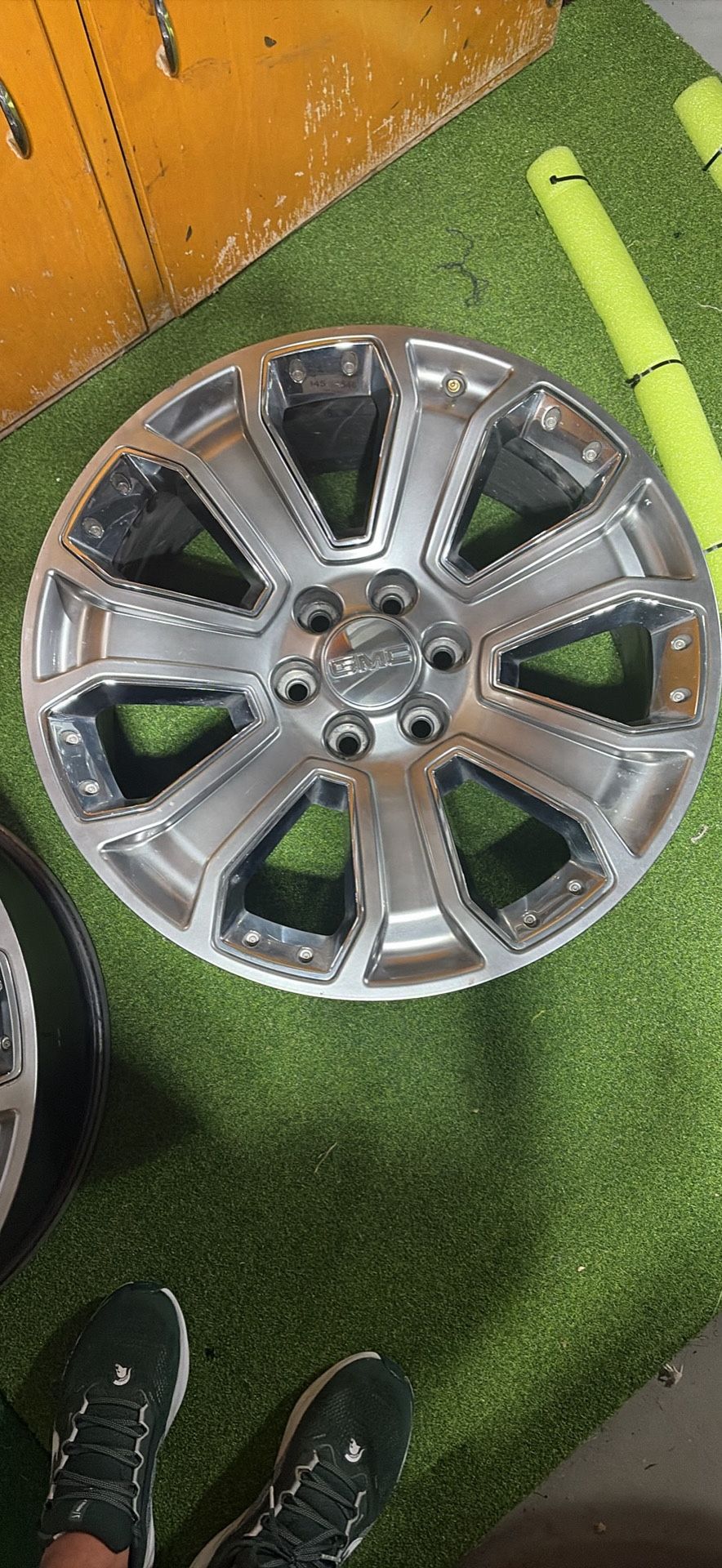 22 Inch GMC Sierra Denali Wheels