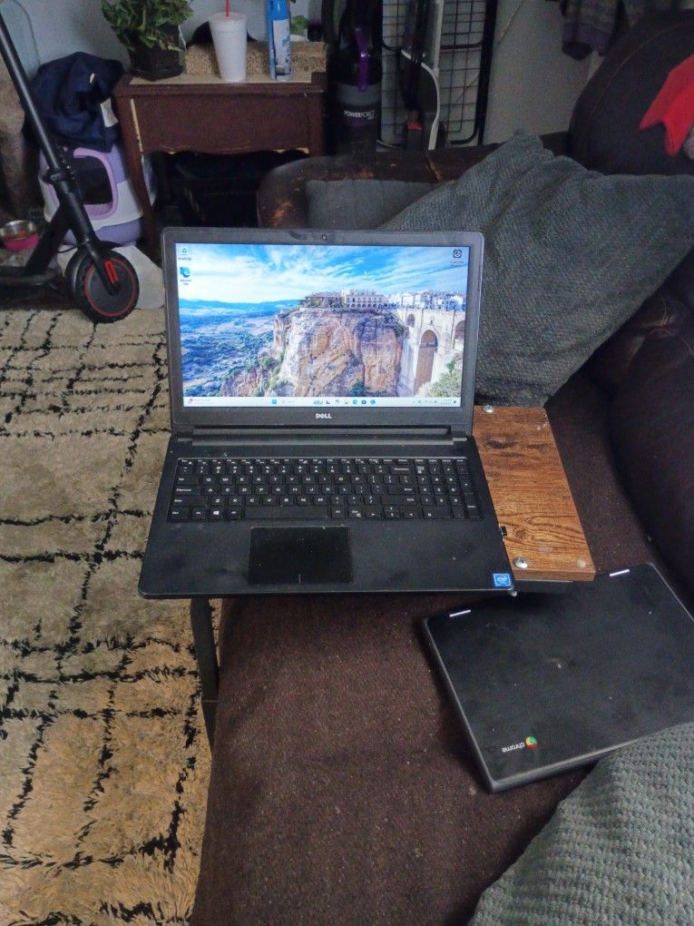 Dell Inspiron.