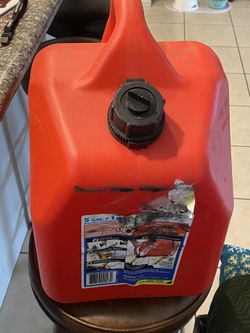 5 Gallon Gas Container