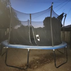 Trampoline 14'ft