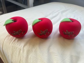 The Wizard of Oz at Sphere Souvenir Apples – Set of 3