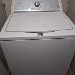 Maytag Bravos X Washer & Dryer Set
