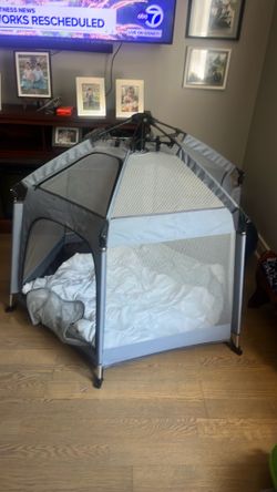 Play pen