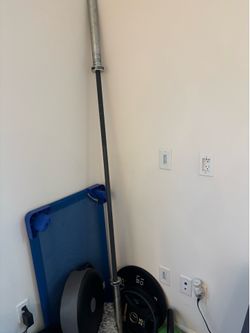 BC strength 45 pound standard Olympic barbell