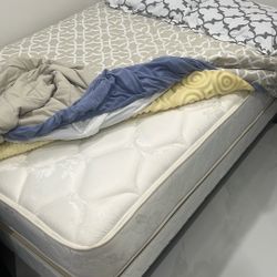 Full Size Bed