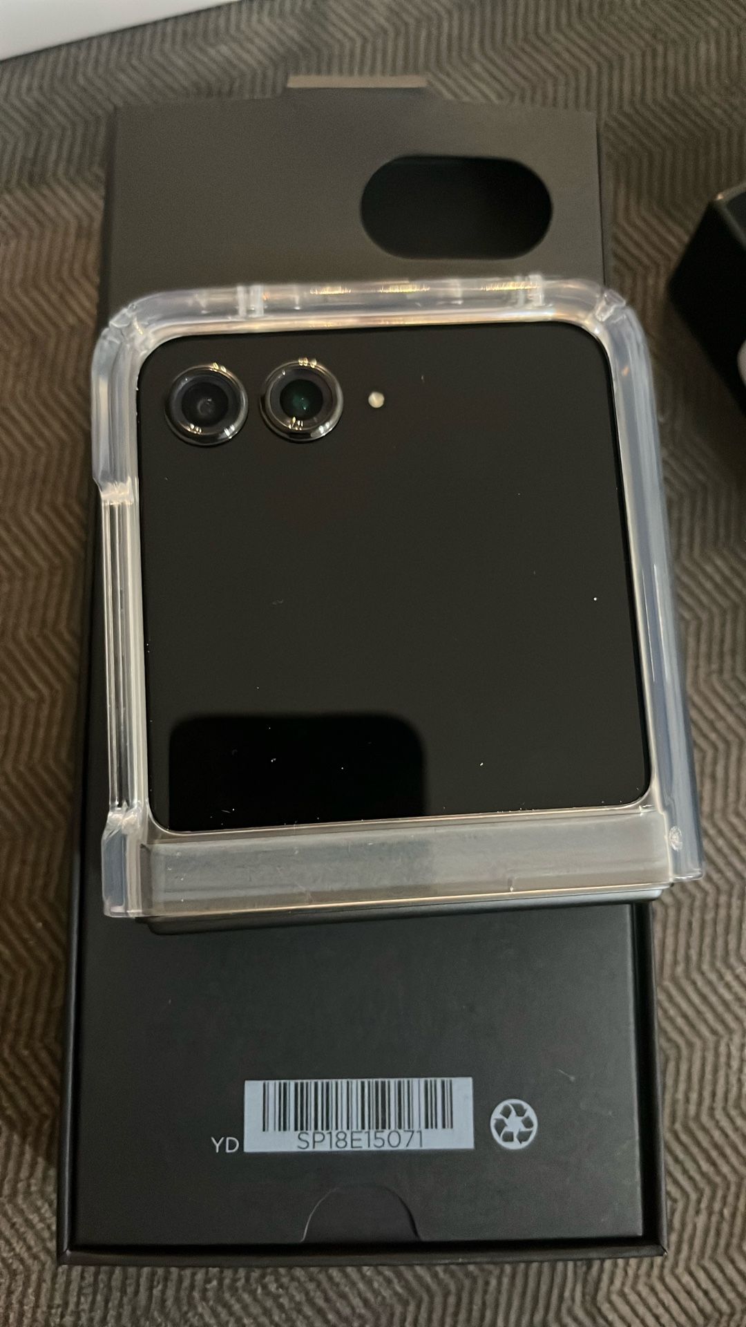 Moto Razr 2024