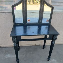 Vanity Desk