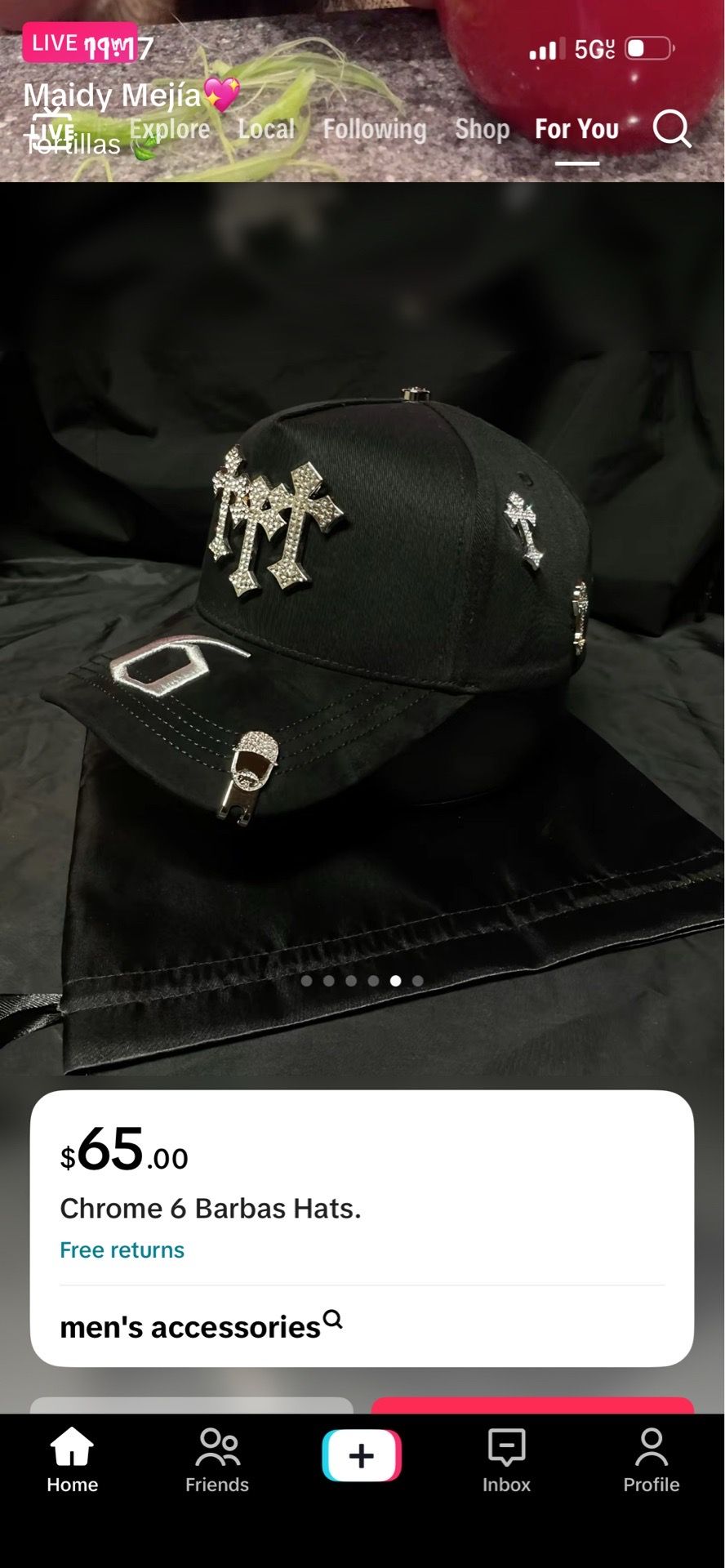 Gorras disponibles. Caps available