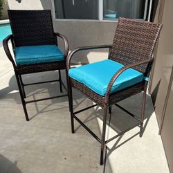 Patio Chair/ Kitchen Island Bar Chair (2 Assembled, 2 In Box) 
