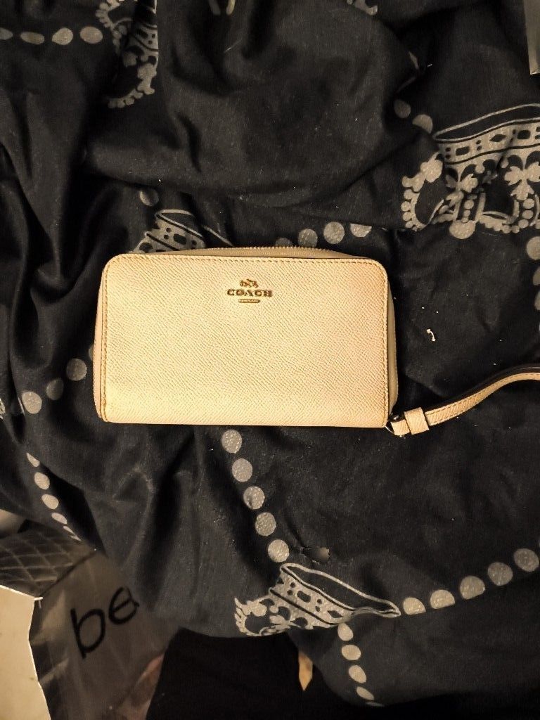 Coach Wallet (Women's)