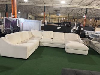 Brand new sectional sofa.  CLOSEOUT deal.  Was $2850. Now $1550
