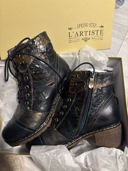 L’Artiste Hand Painted Navy Ankle Booty